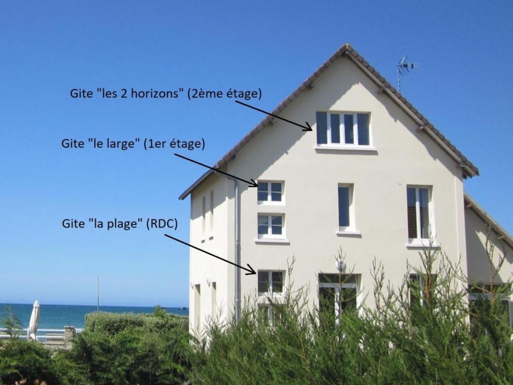 Gites "Plage" Ou "Pieds Dans L'Eau" En Front De Mer A Asnelles , 3Km D'Arromanches, 10Km De Bayeux Exterior foto